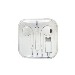 USB-C Plug Earphone with Remote and Mic USB-C Plug Earphone with Remote and Mic